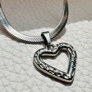 Open Heart Platnium Necklace